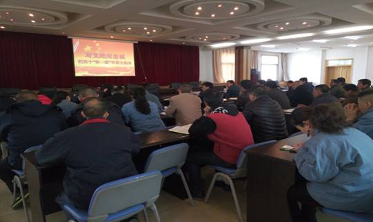 堅定信念 對黨忠誠，融會貫通 學(xué)以致用