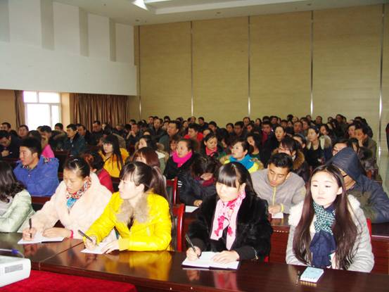 內(nèi)強(qiáng)個人素質(zhì)，外塑企業(yè)形象
